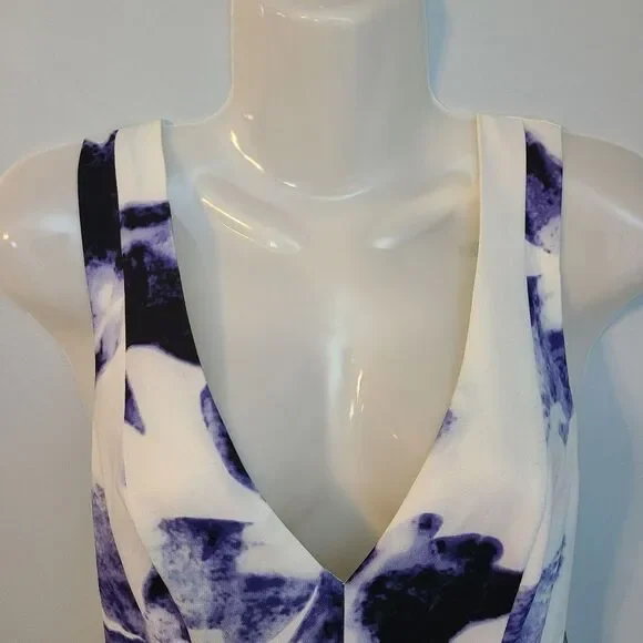 LULU"S Seeing Chic Blue and Ivory Print Skater Dress Womens  S NWT Style 338362 - Picture 7 of 16